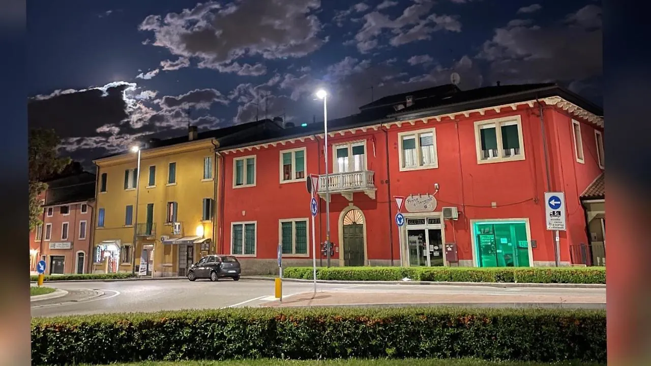 Pensión Rooms Vania Verona Italia